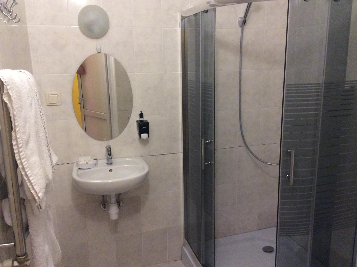 Hotel Travel Lviv Dış mekan fotoğraf